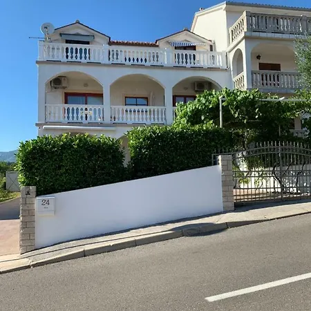 Kati Apartment