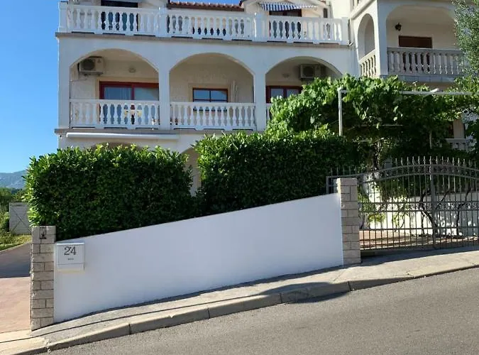 Kati Apartman